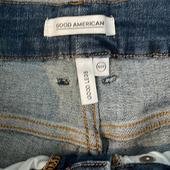 Like NEW 2 Pair of Good American Jeans - Picture 5 of 14